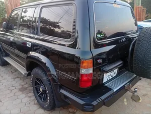 Toyota Land Cruiser 2001 Black