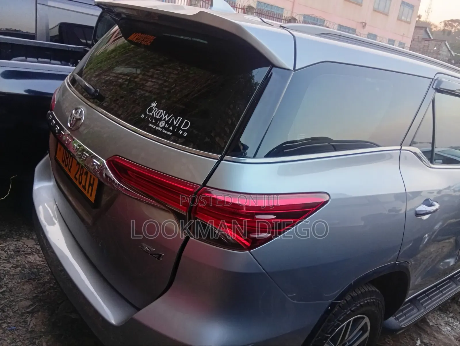 Toyota Fortuner 2.4 D AWD 2015 Silver
