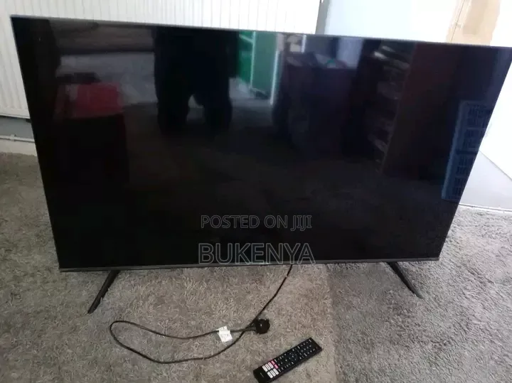 Hisense 55 Inches TV
