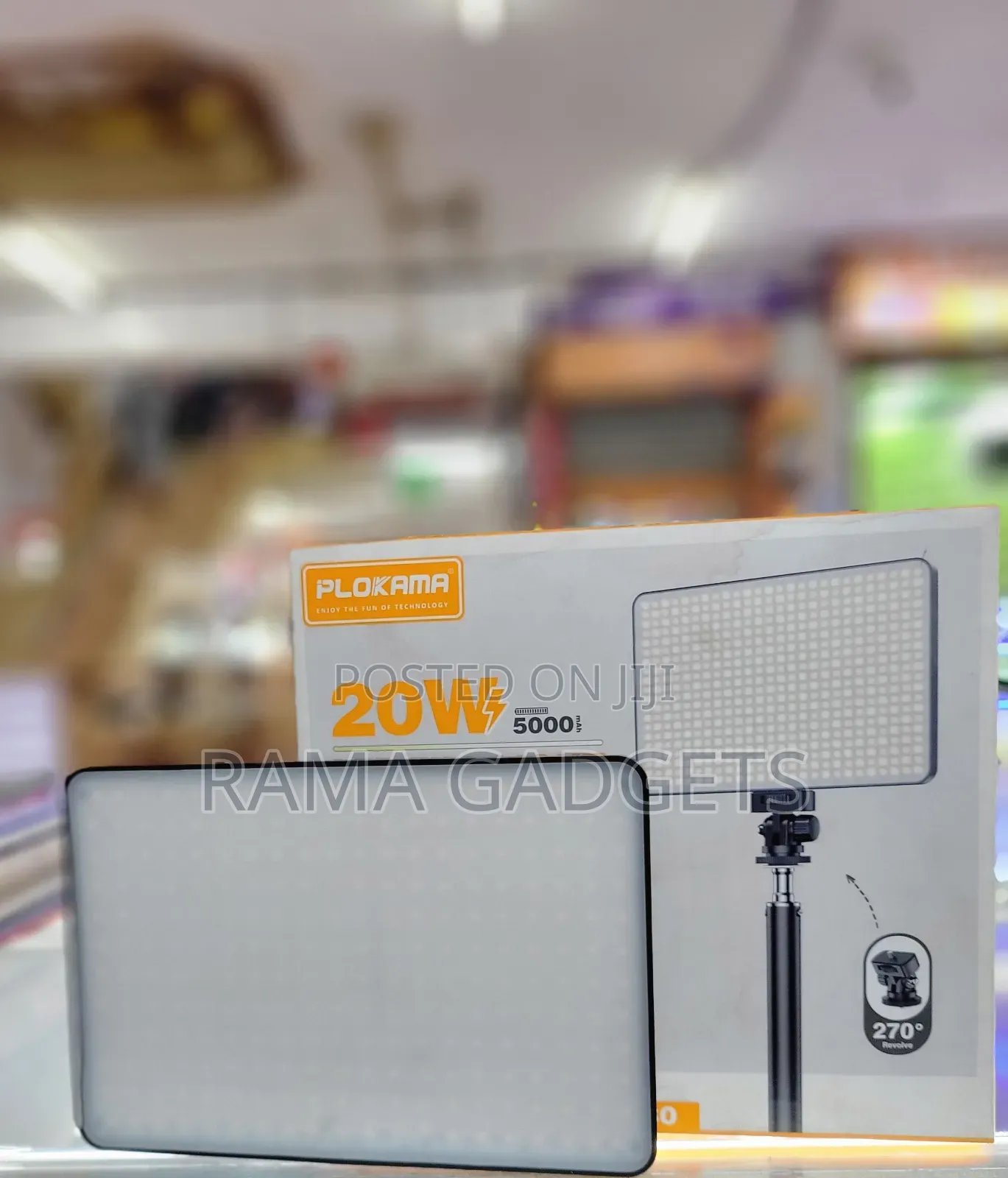 Plokama U480 Rechargeable LED Fill Light.