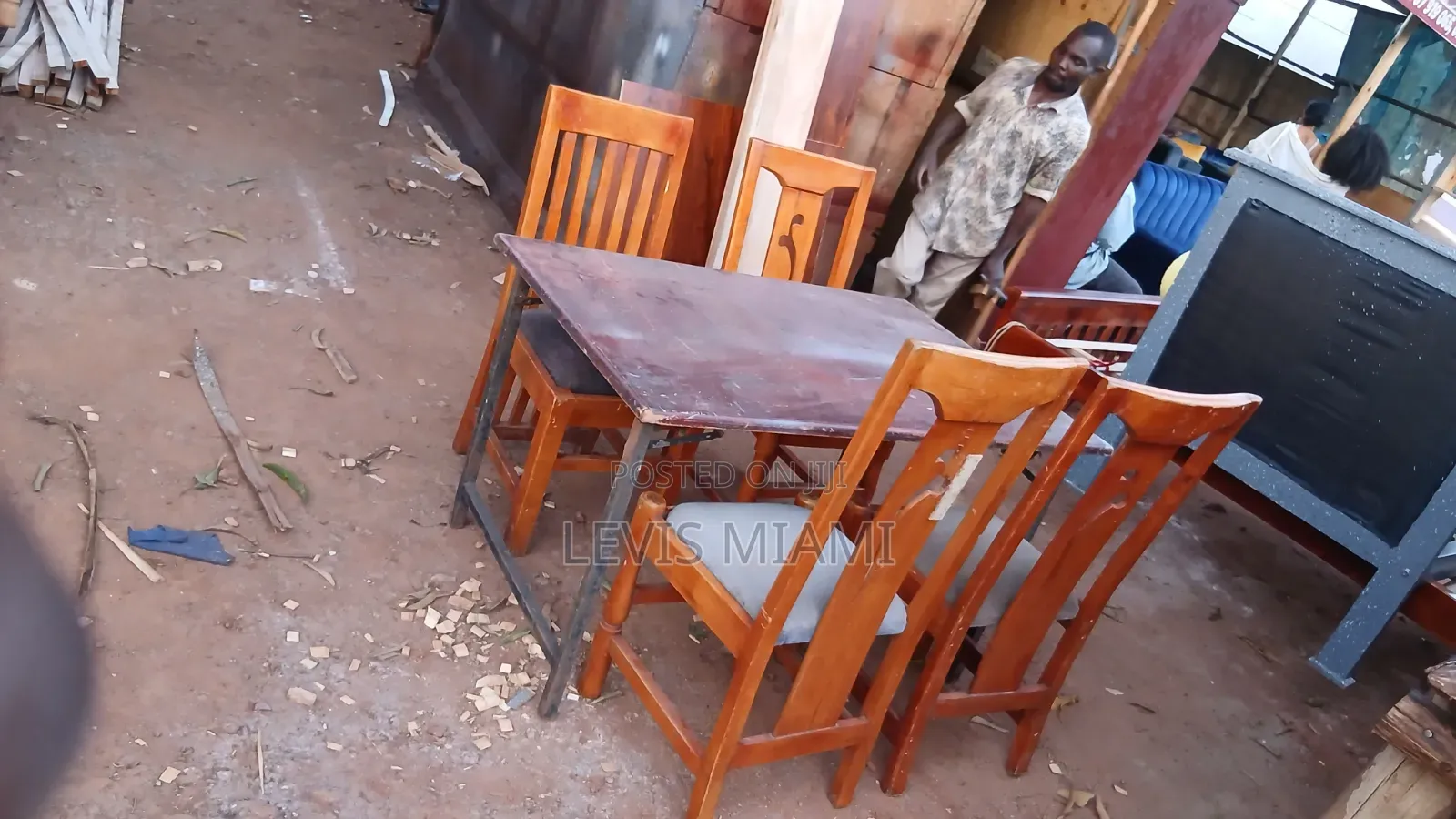 Dinning Table 4 Seater
