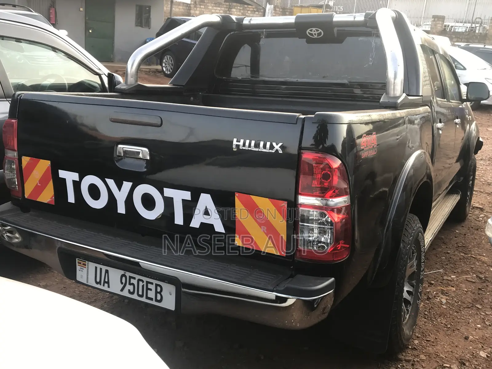 Toyota Hilux 2008 Black