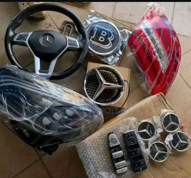 Mercedes Benz W204 Parts