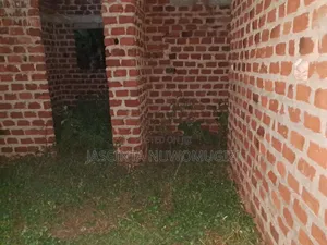3bdrm Bungalow in Bukerere, Goma for sale