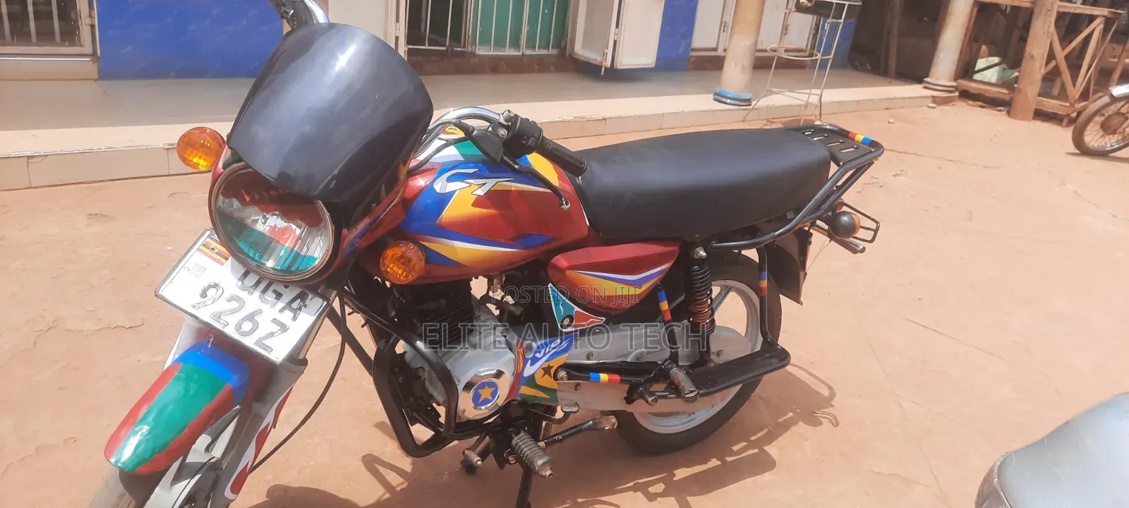 Bajaj CT 125X 2023 Red