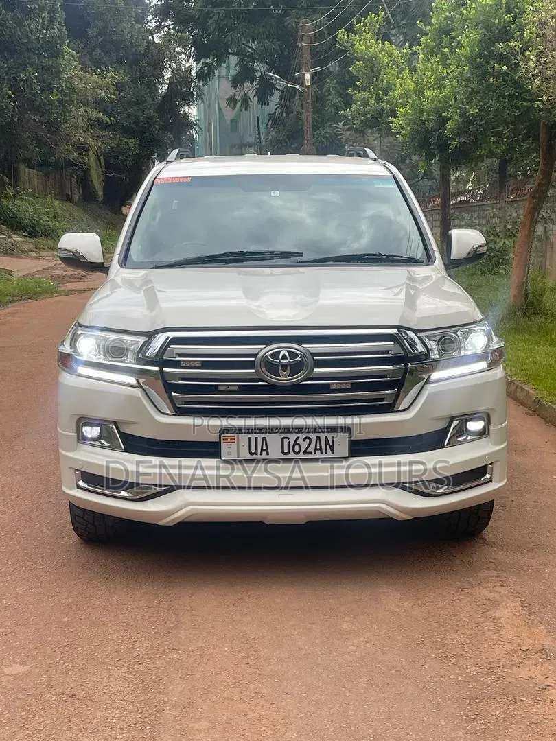 Toyota Landcruiser V8 for Rent-Selfdrive/Chauffeured