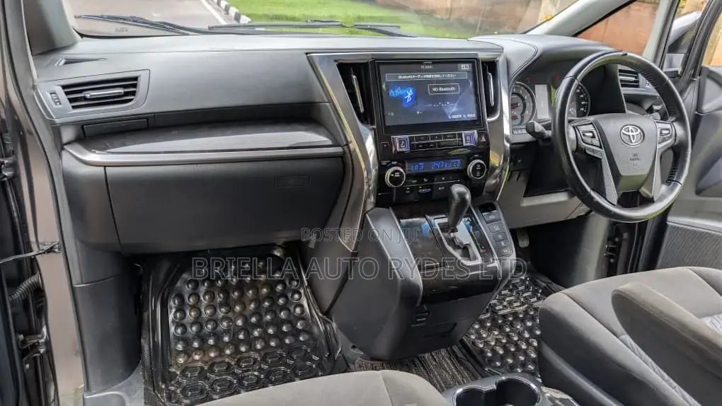 Toyota Alphard 2016 Gray