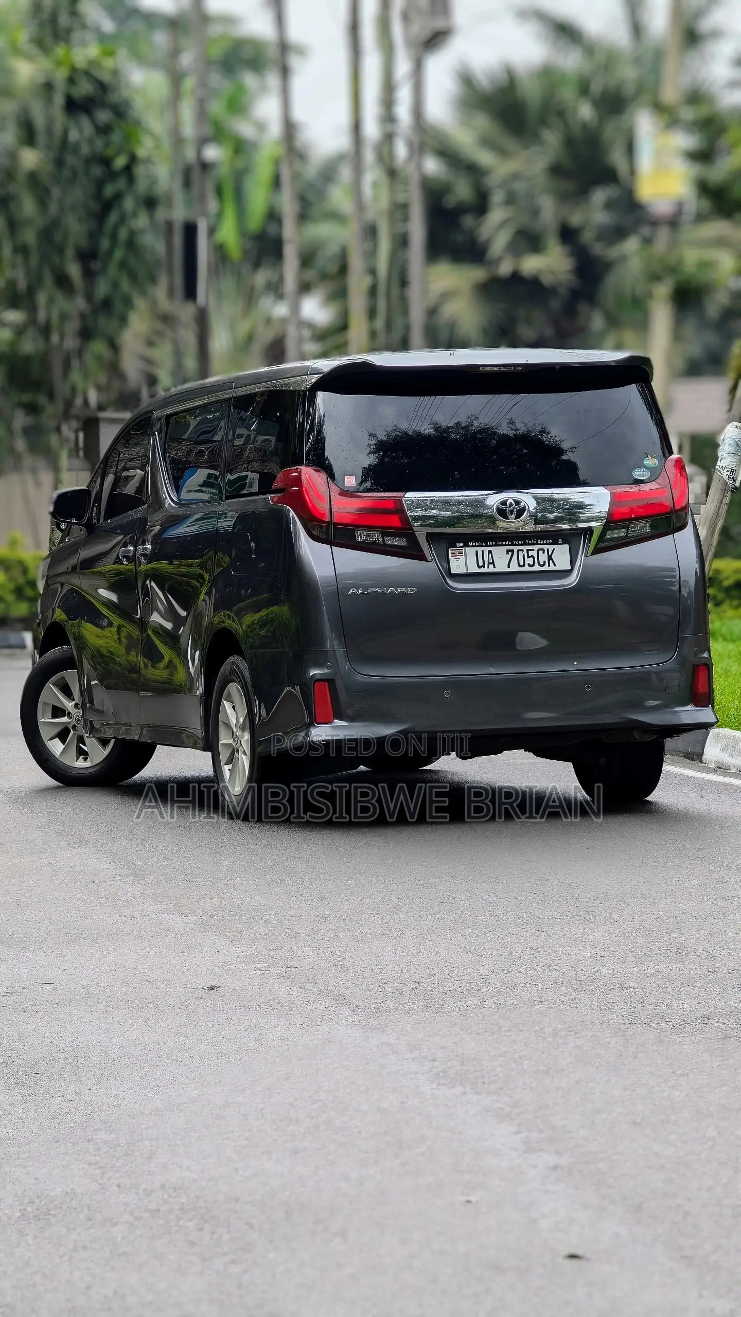 Toyota Alphard 2016 Gray
