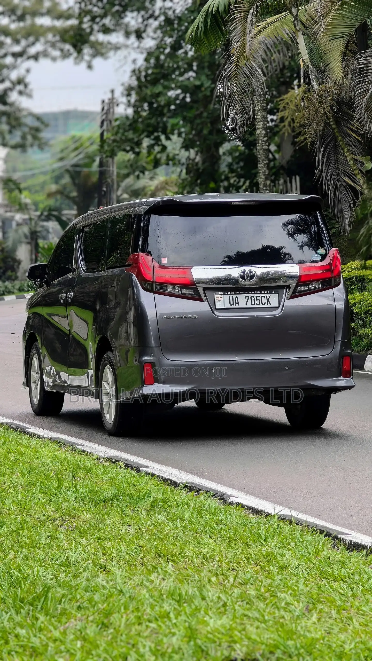 Toyota Alphard 2016 Gray