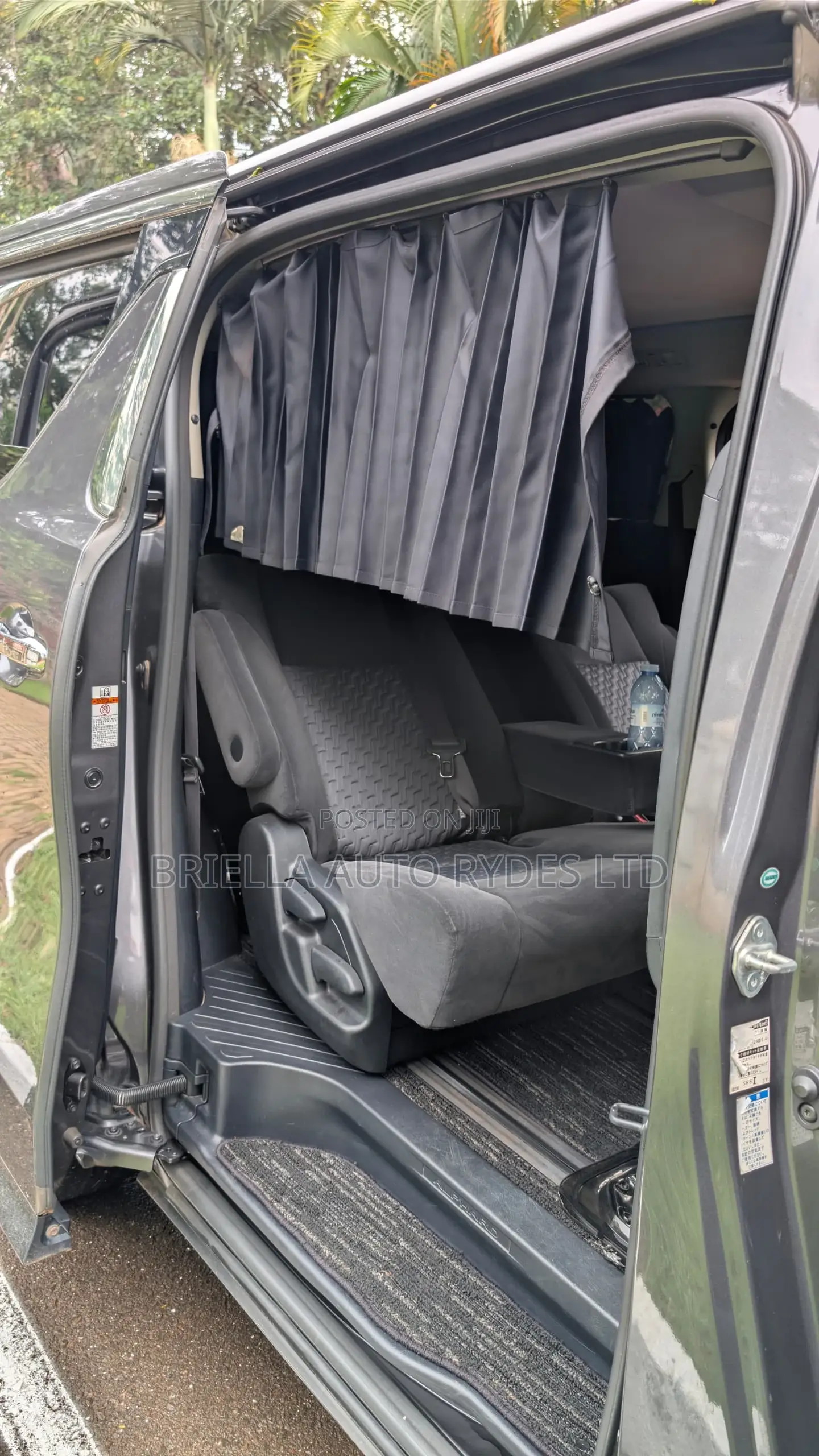 Toyota Alphard 2016 Gray