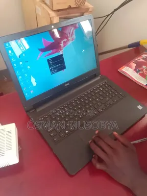 Laptop Dell Inspiron 15 3567 4GB Intel Core i3 HDD 500GB