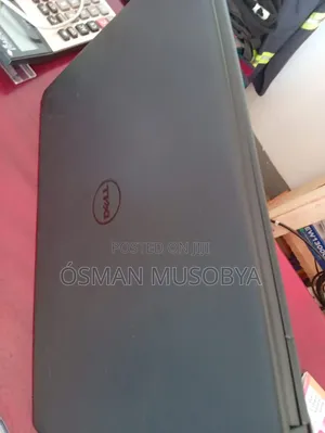 Laptop Dell Inspiron 15 3567 4GB Intel Core i3 HDD 500GB