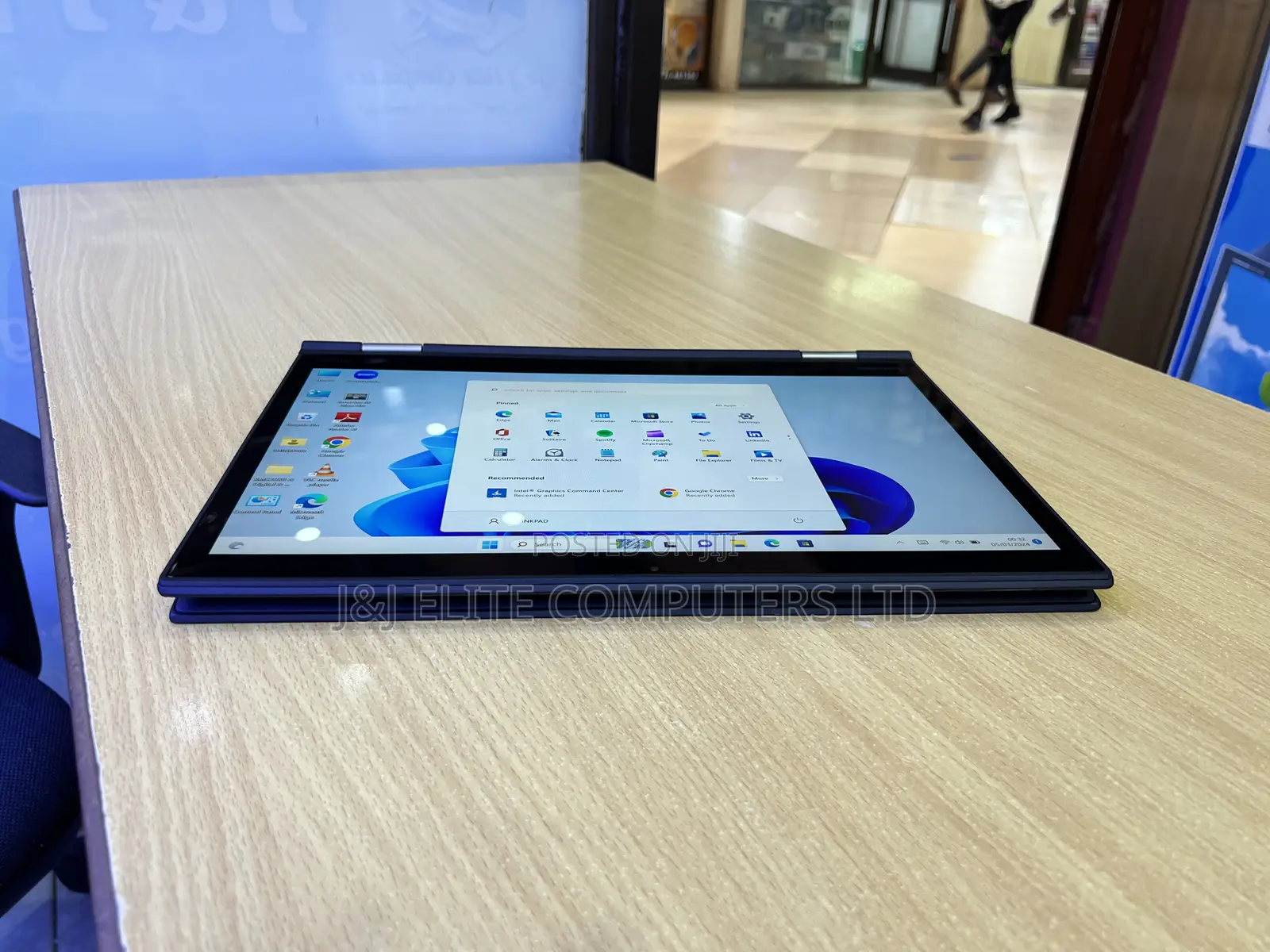 Laptop Lenovo ThinkPad X380 Yoga 8GB Intel Core i5 SSD 256GB