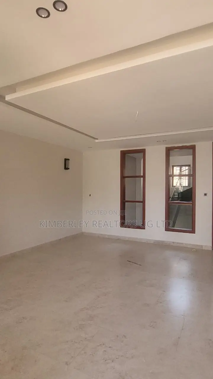 6bdrm House in Kira for sale