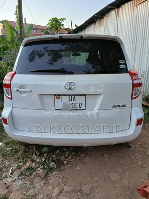Toyota RAV4 2009 White
