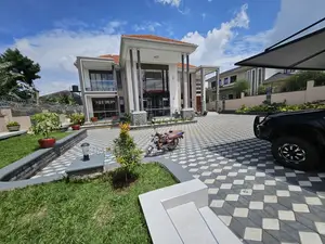 6bdrm House in Division A for sale