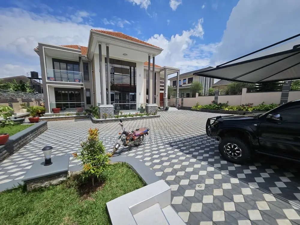 6bdrm House in Division A for sale