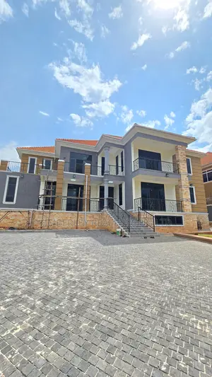 6bdrm House in Division A for sale