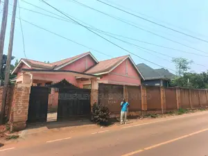 3bdrm House in Kira for sale