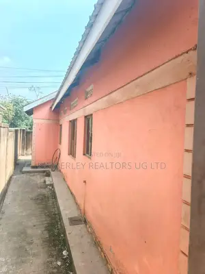 3bdrm House in Kira for sale