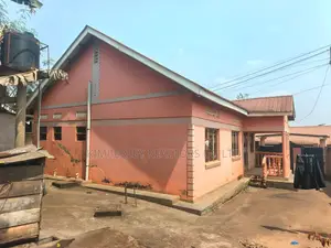 3bdrm House in Kira for sale