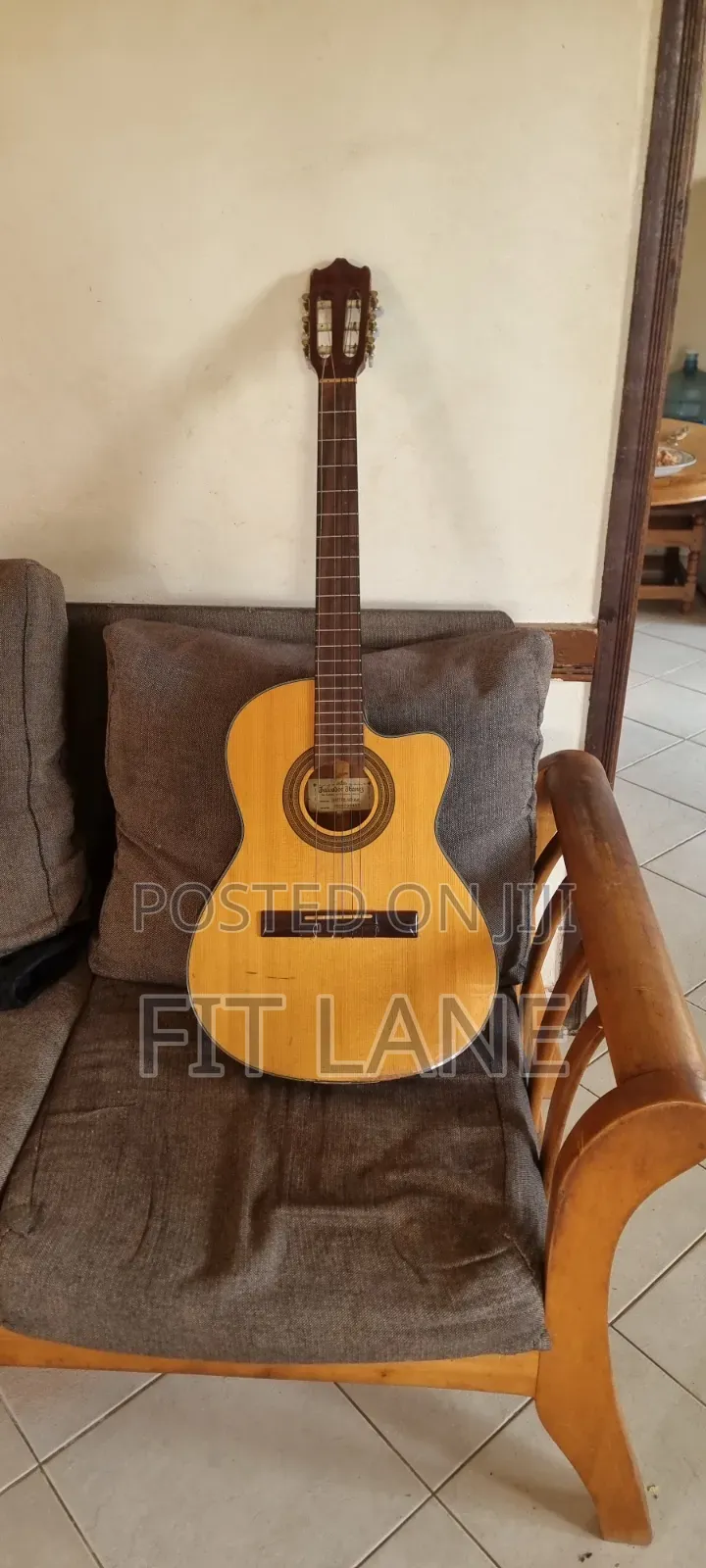 Acoustic Guitar in Working Condition - Entebbe