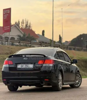 Subaru Legacy 2.5i Premium Sedan 2012 Black