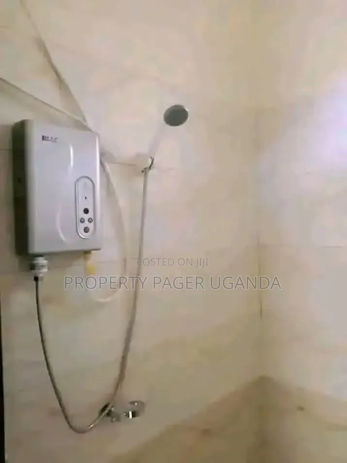 2bdrm Apartment in Bweyogerere-Kirinya, Kira for rent