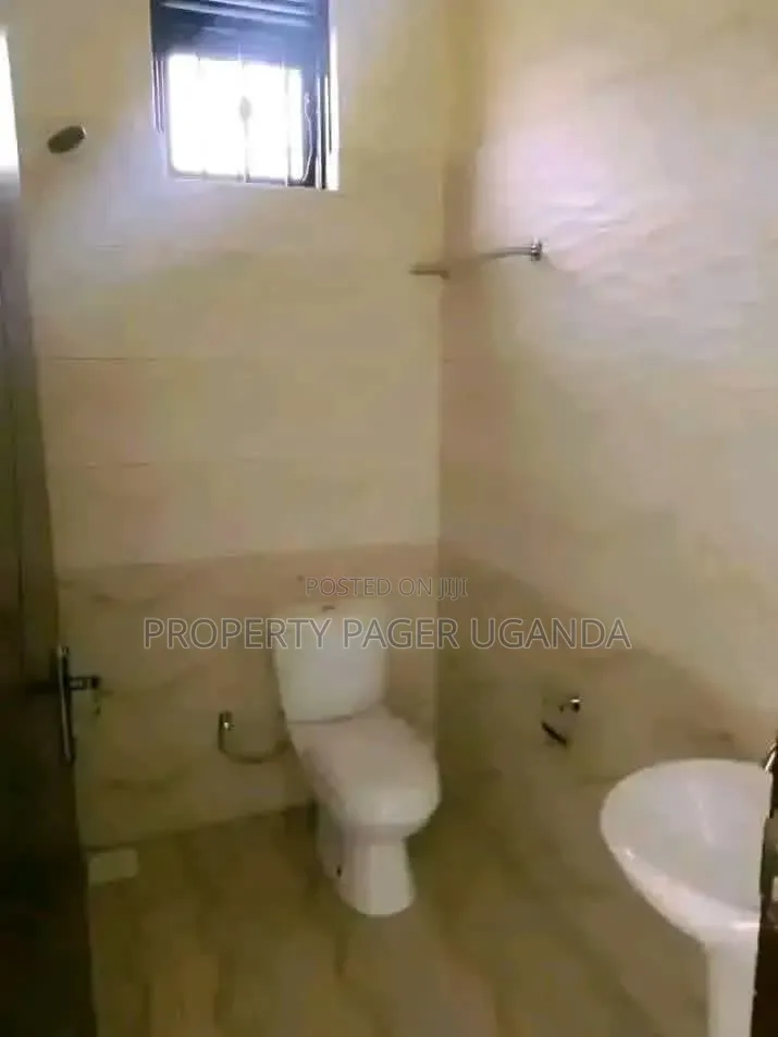 2bdrm Apartment in Bweyogerere-Kirinya, Kira for rent