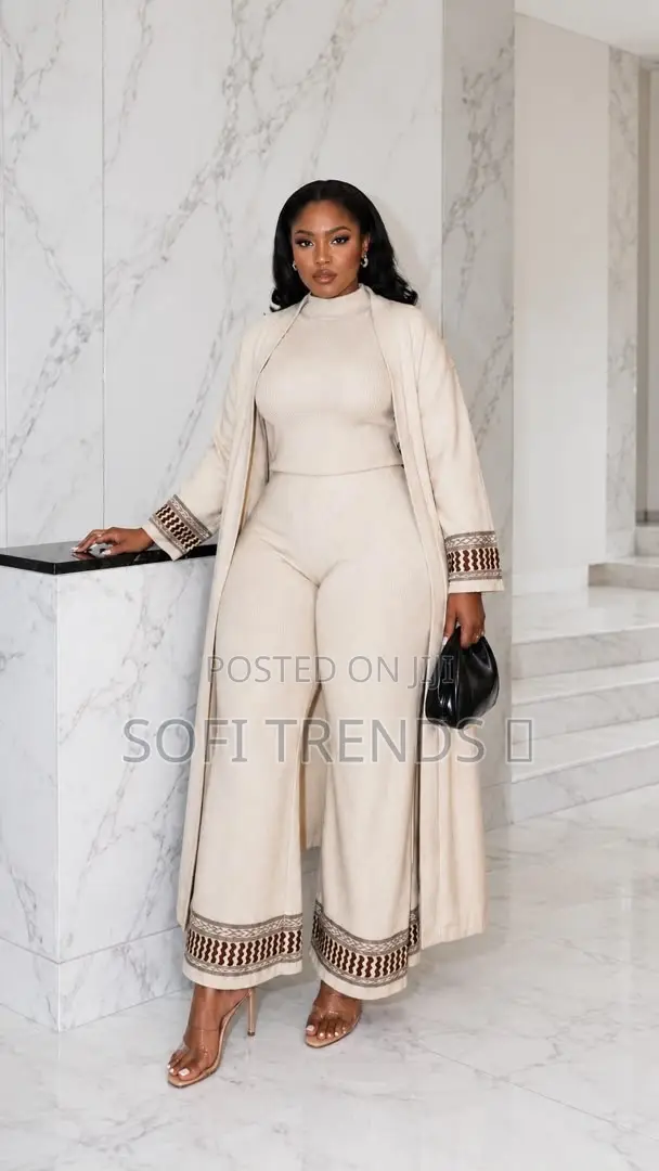 Ladies Sweater Three Pieces