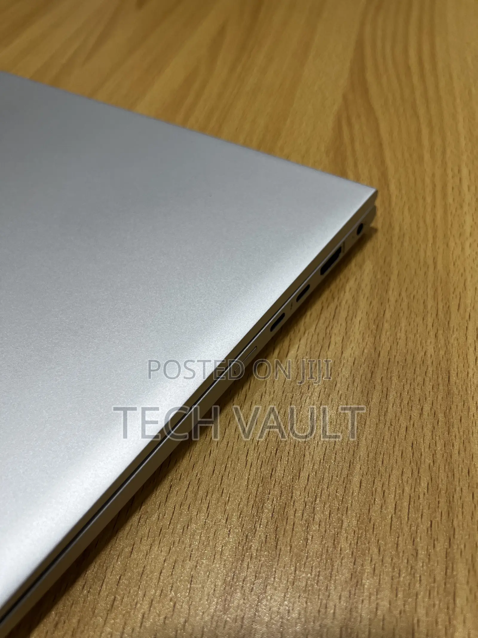 New Laptop HP EliteBook 830 G8 16GB Intel Core i7 SSD 512GB