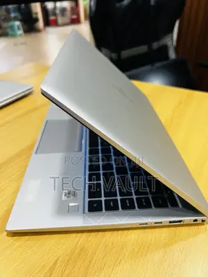 New Laptop HP EliteBook 840 G7 8GB Intel Core i5 SSD 512GB