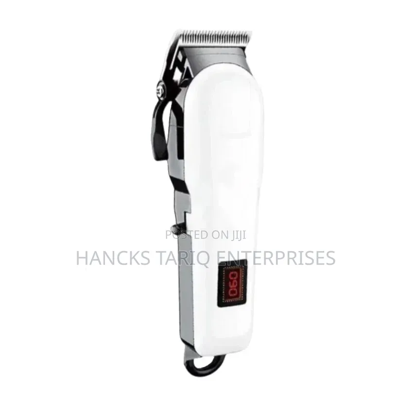Wahl Professional Super Taper Vibratory Hair Clipper.
