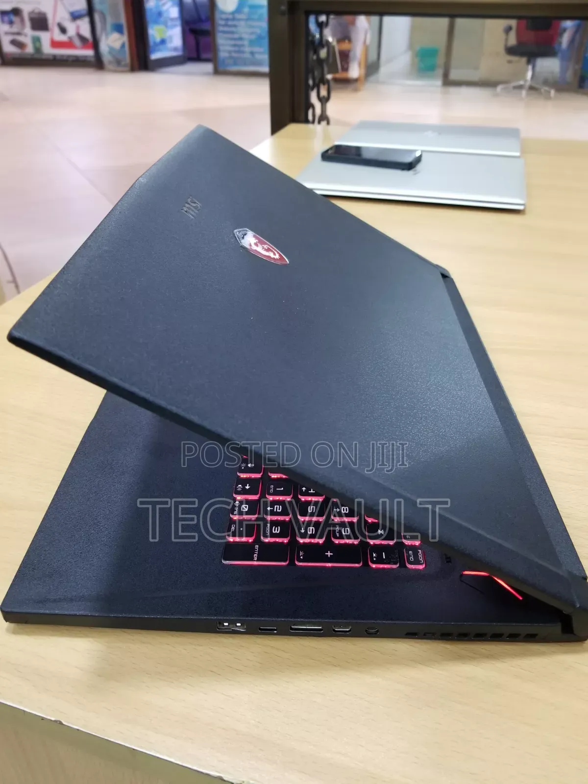 New Laptop MSI GS73VR 7RG Stealth Pro 16GB Intel Core i7 SSD 512GB