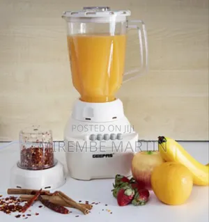 Geepas GSB5362 400W 2 in 1 Blender.