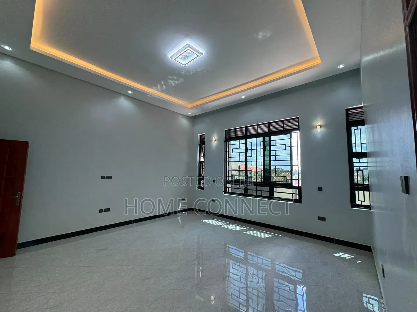 4bdrm House in Luzira Lake Drive, Central Division for rent