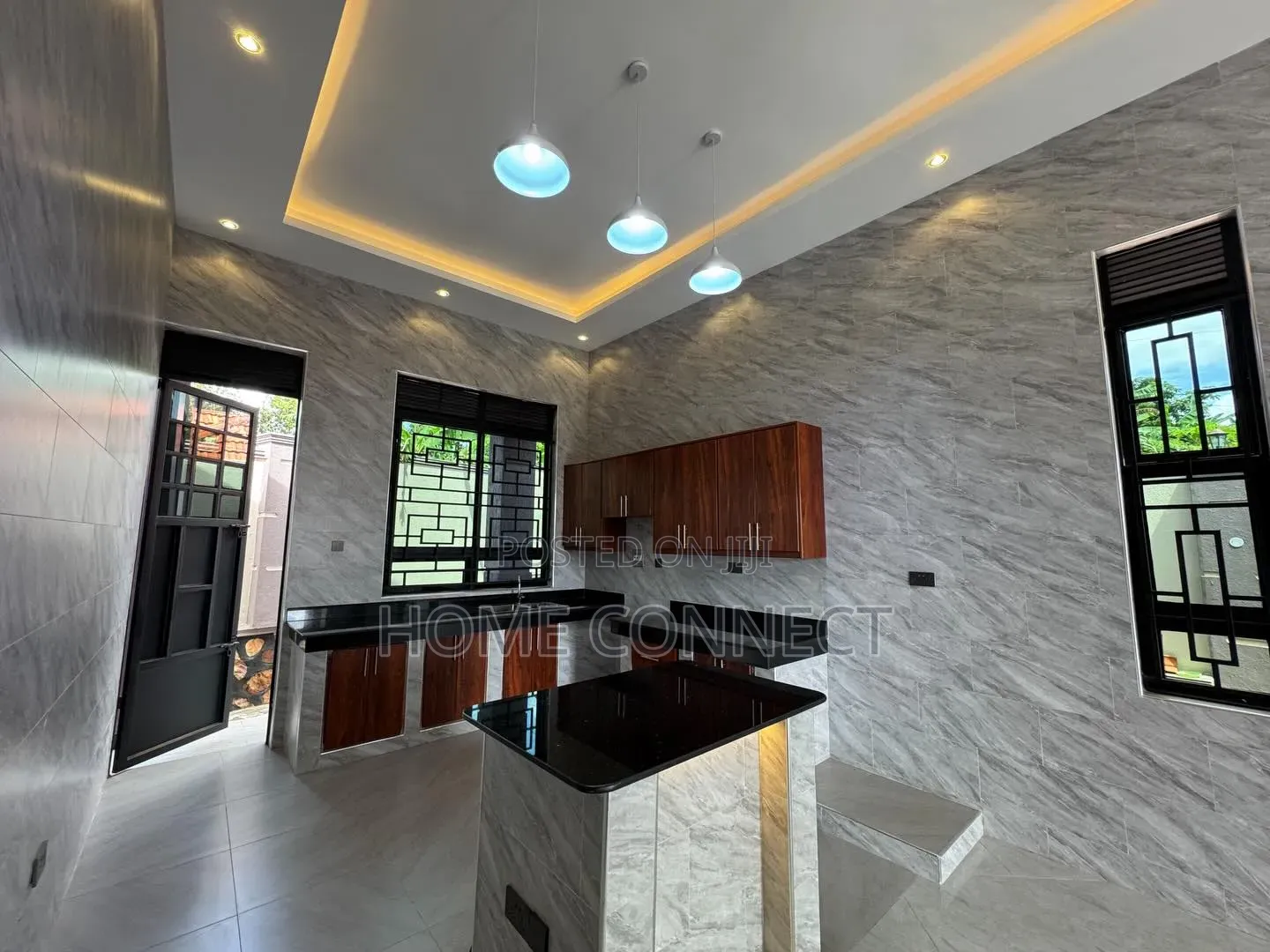 4bdrm House in Luzira Lake Drive, Central Division for rent