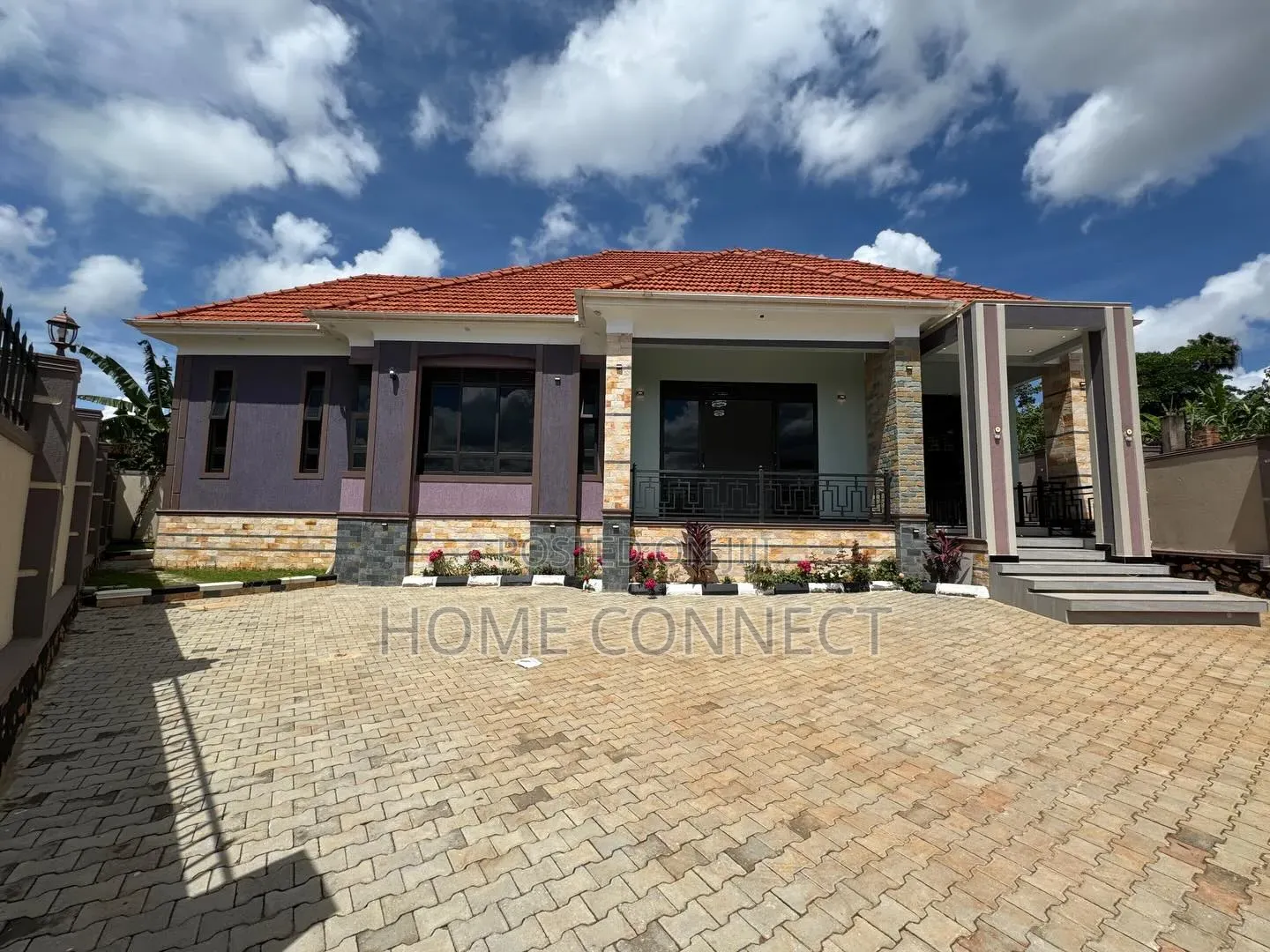 4bdrm House in Luzira Lake Drive, Central Division for rent
