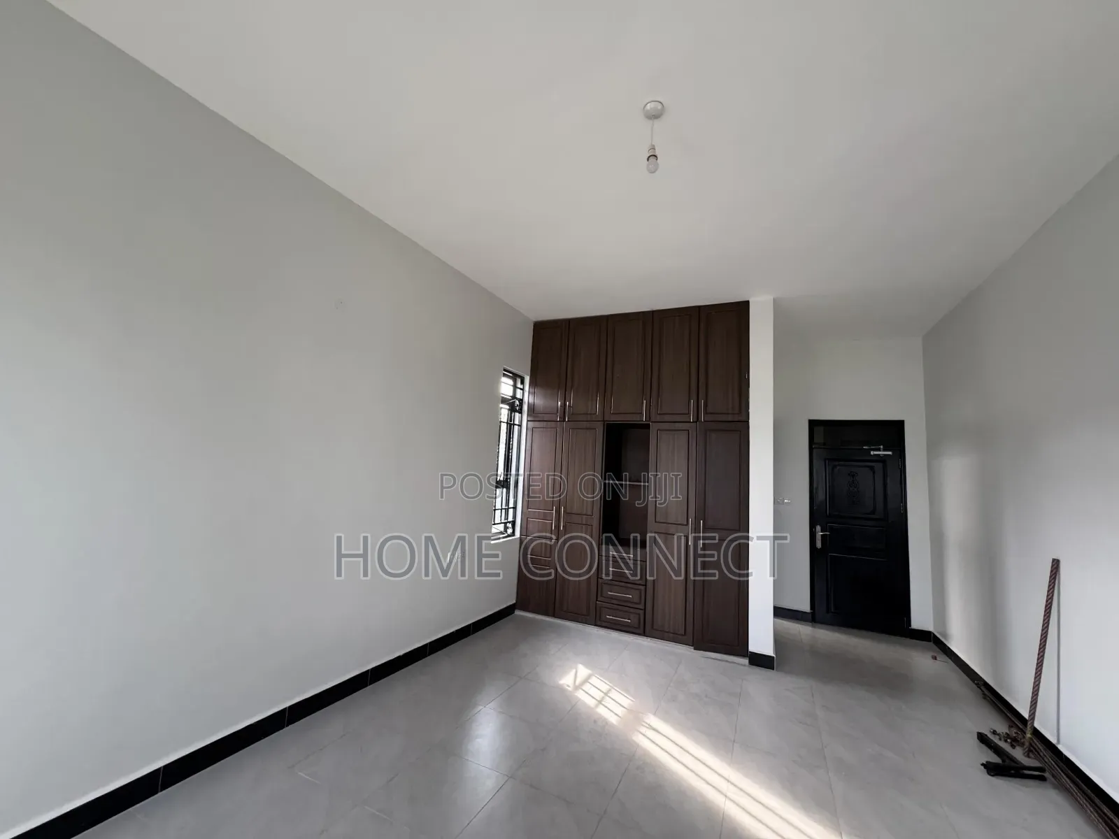 4bdrm Bungalow in Luzira, Central Division for rent