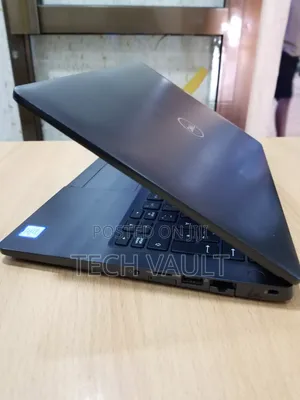 New Laptop Dell Latitude 5300 8GB Intel Core i5 SSD 256GB