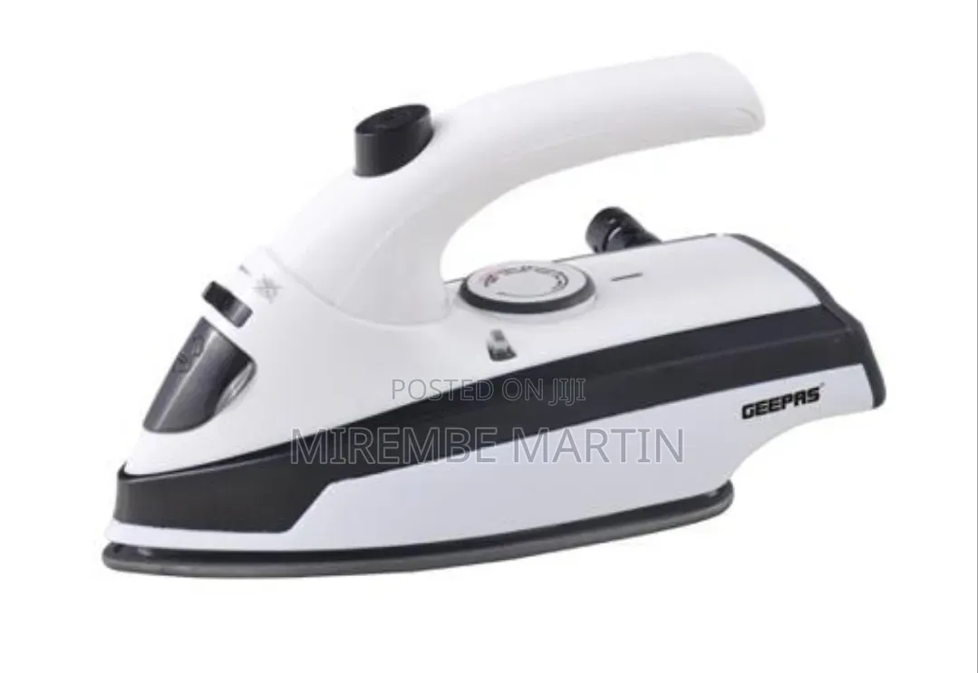 Geepas GSI7806 800W Dry Iron With Foldable Handle.