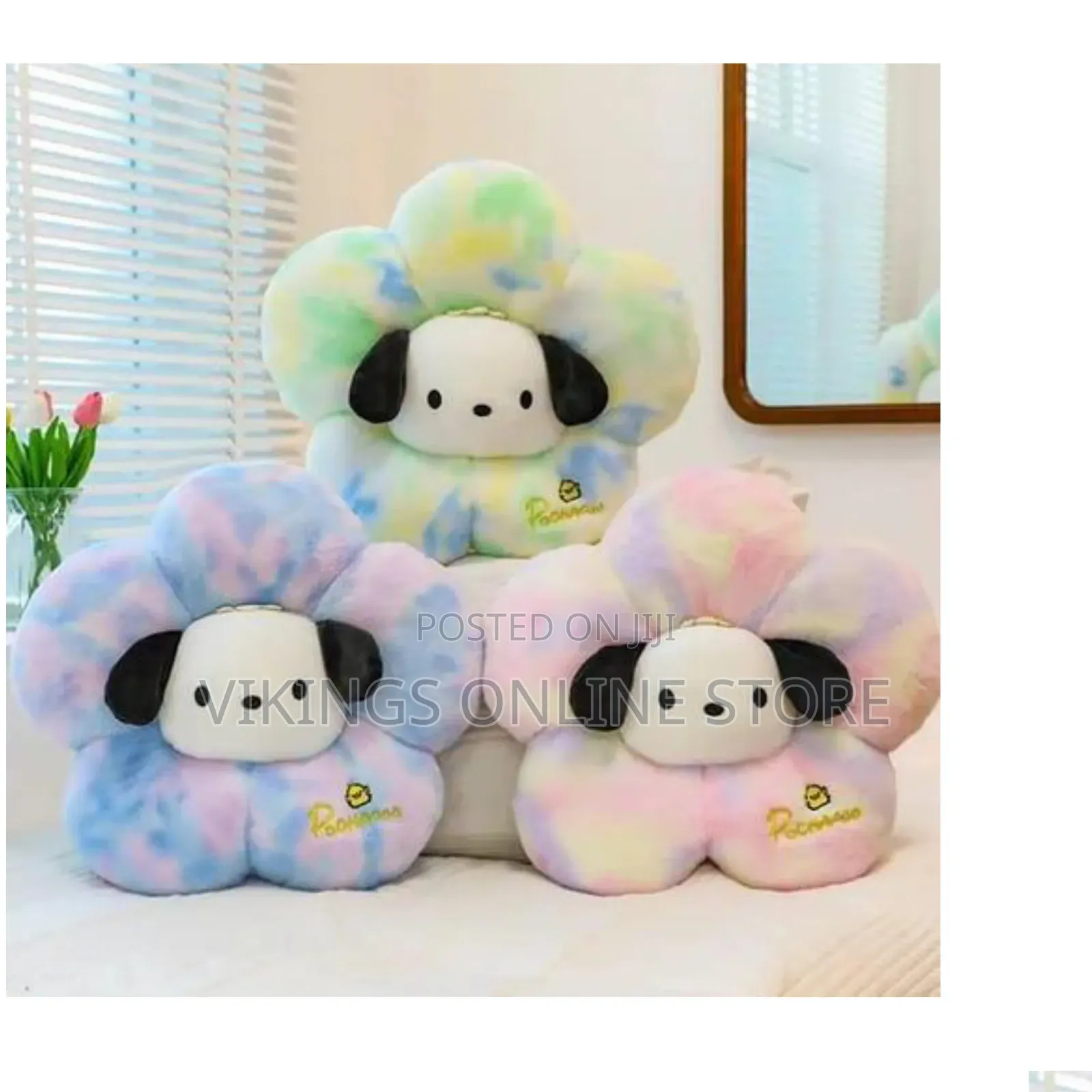 1 Piece of Pochacco Flower-Shaped Plush Seat Cushion Soft Animal Stuff