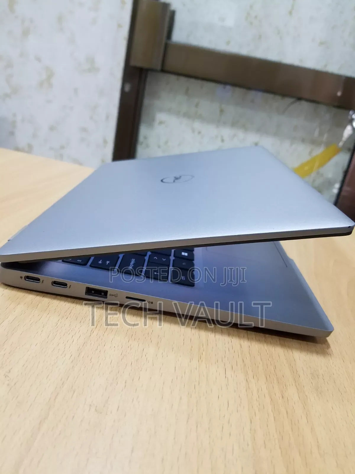 New Laptop Dell Latitude 5330 8GB Intel Core i5 SSD 256GB