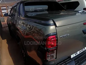 Toyota Hilux Revo Double Cab Deisel 2.8 RWD 2018 Green