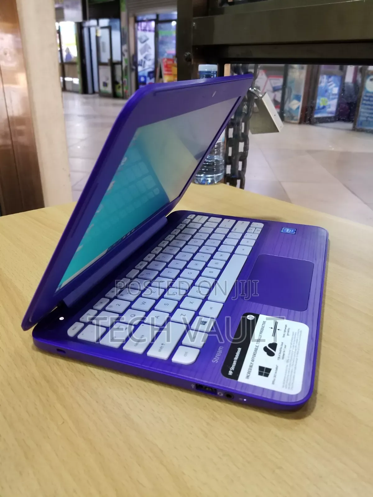 New Laptop HP Stream Laptop 2GB Intel Celeron SSD 128GB