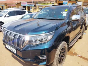 Toyota Land Cruiser Prado 2018 Black