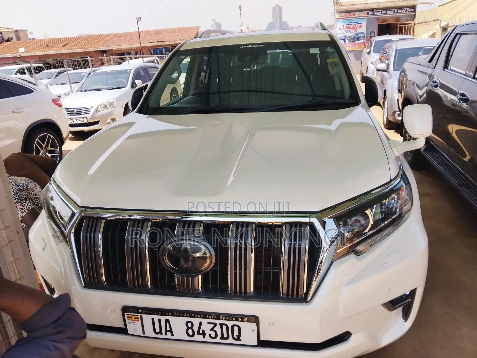 Toyota Land Cruiser Prado 2017 White