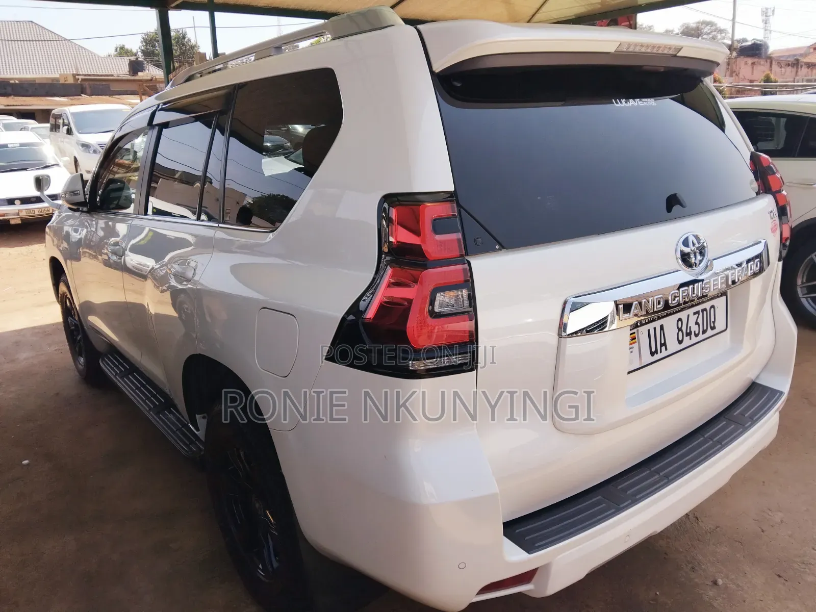 Toyota Land Cruiser Prado 2017 White