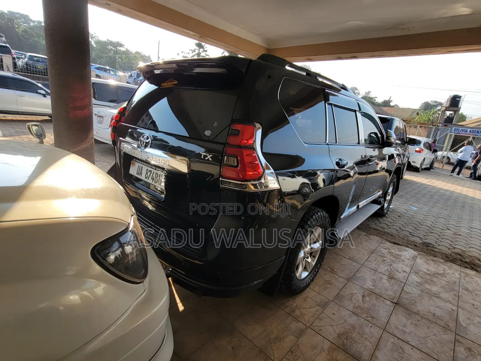 Toyota Land Cruiser Prado 2013 Black