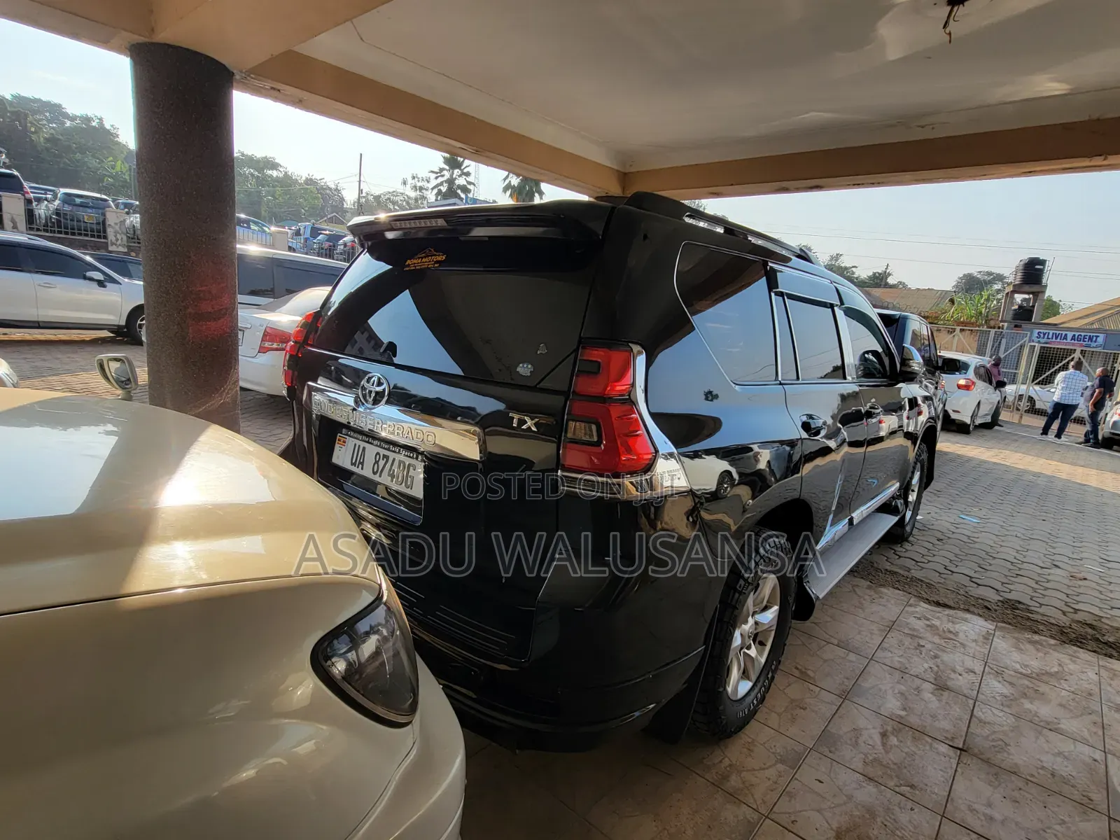Toyota Land Cruiser Prado 2013 Black